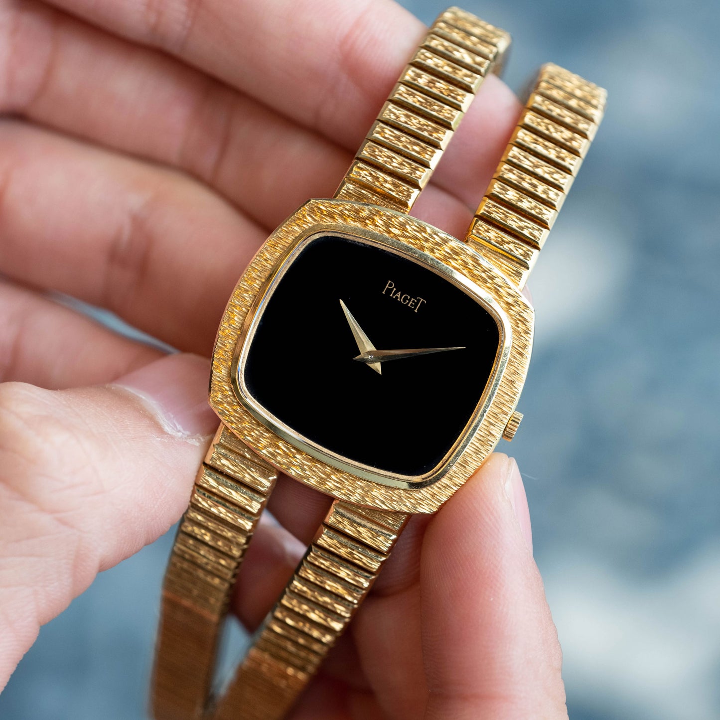 Piaget "Vampire" 18k Yellow Gold Onyx Dial ref.9431 from 1970s