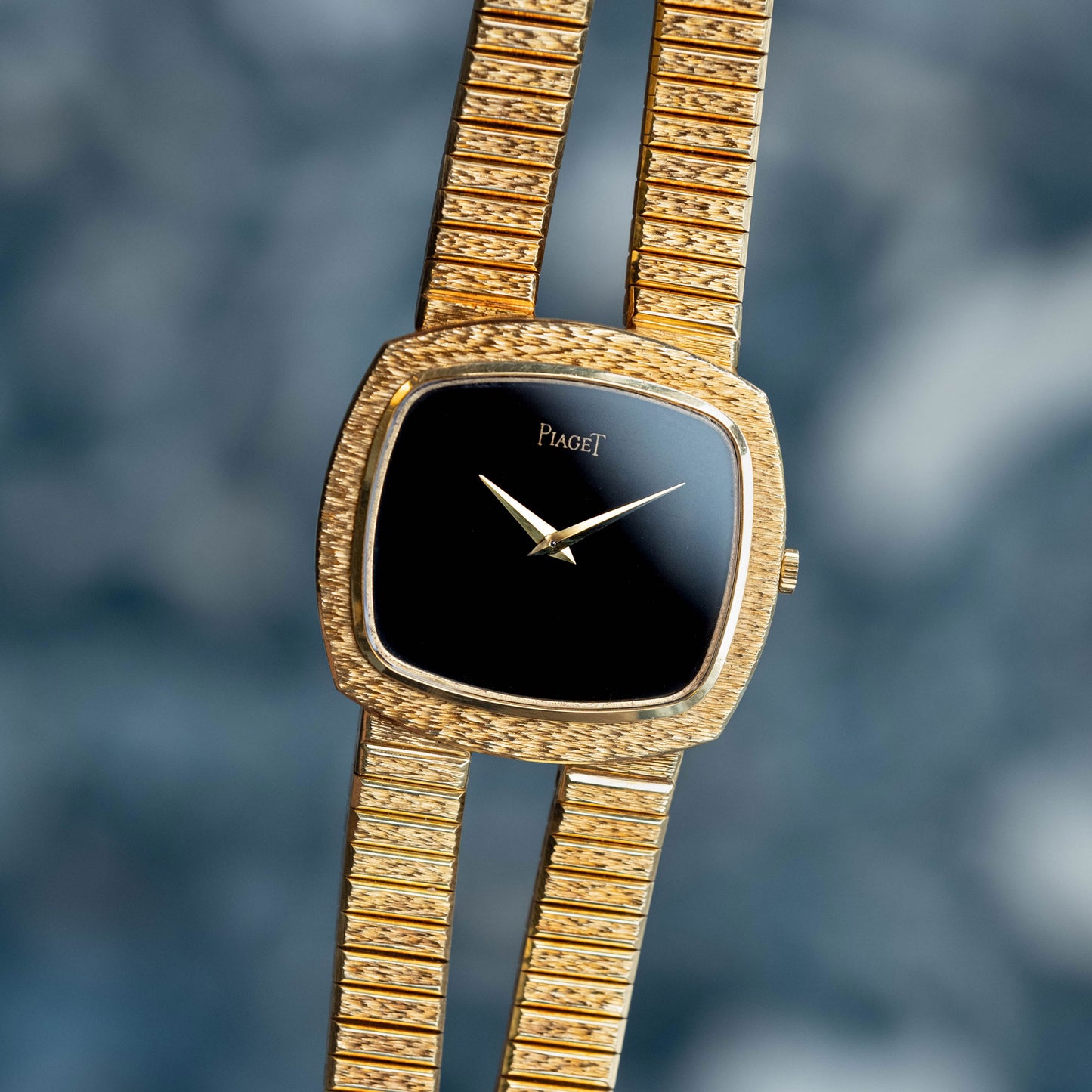 Piaget "Vampire" 18k Yellow Gold Onyx Dial ref.9431 from 1970s