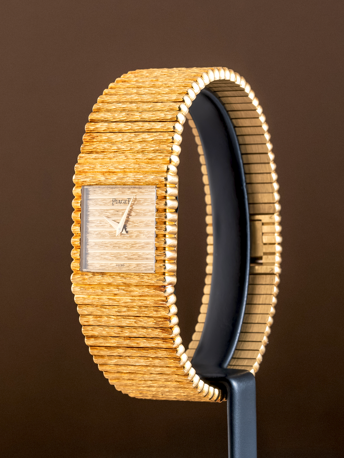 Piaget Emperador "Bark dial" quartz ref. 7131C516 from 1980s