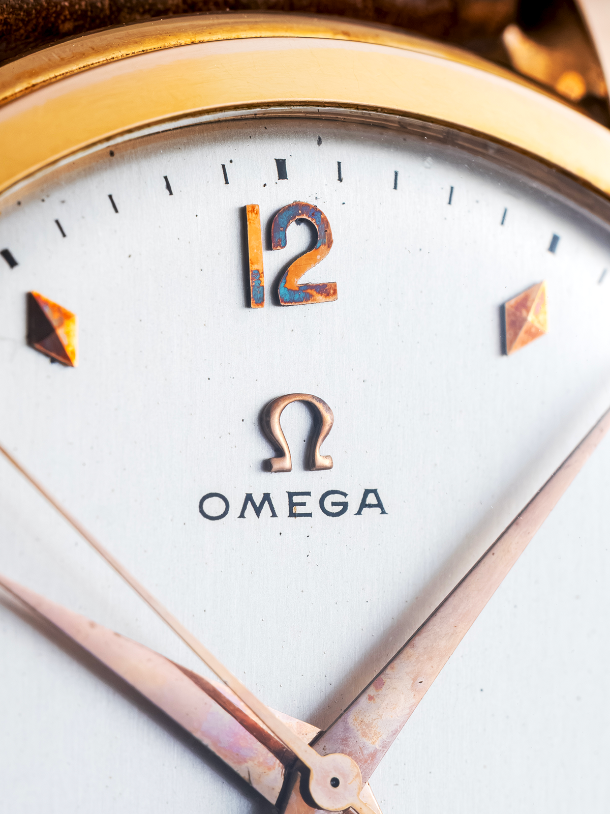 Omega Jumbo Oversized 39mm cal.263 ref. 2545-1 from 1950