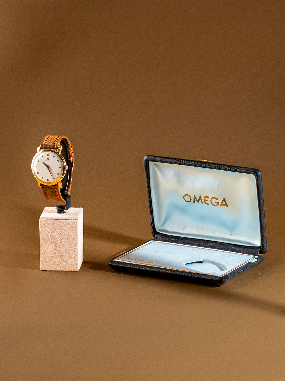 Omega Jumbo Oversized 39mm cal.263 ref. 2545-1 from 1950