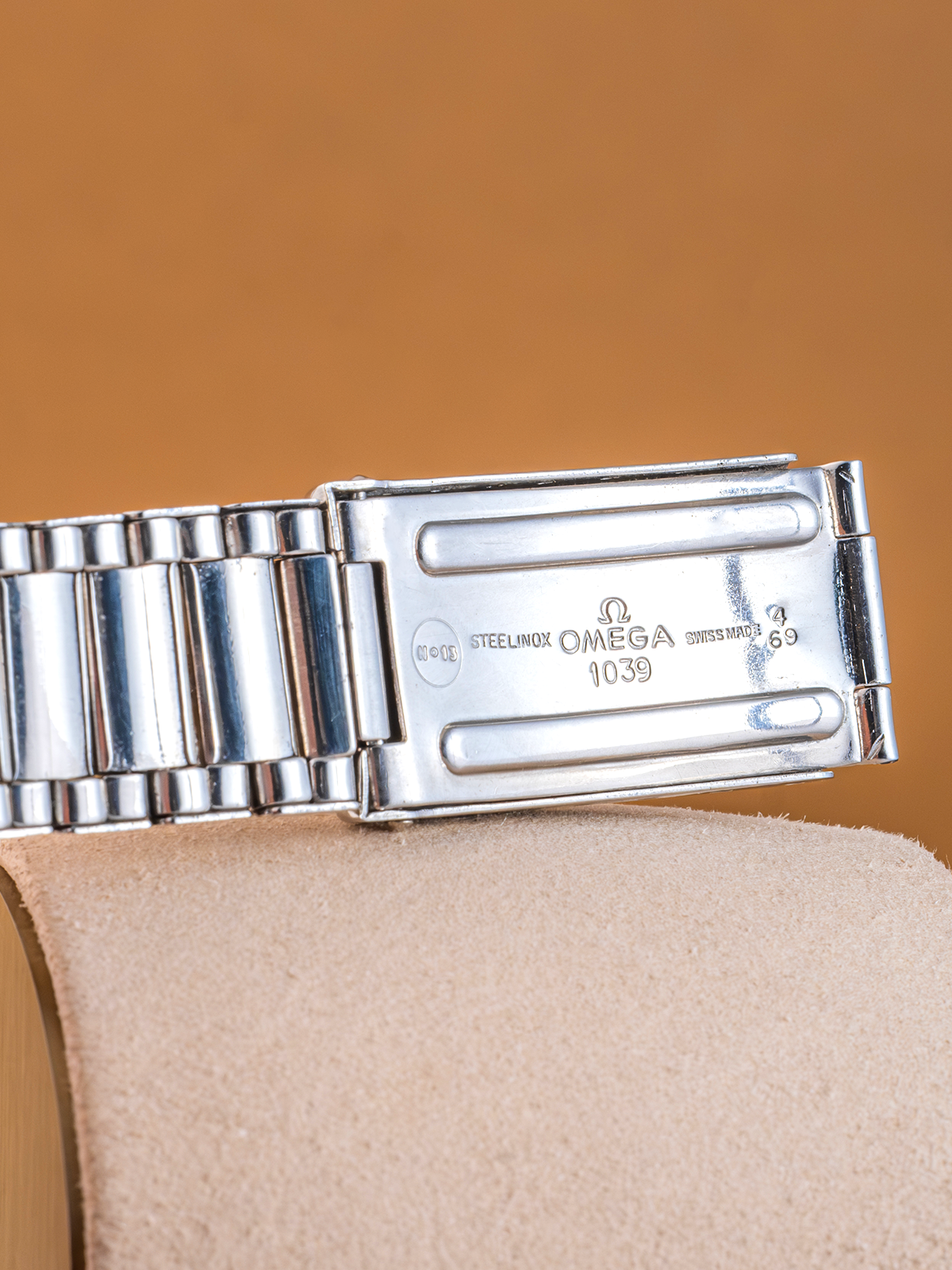 Omega Speedmaster ref.145.022 Tropical Chocolate "Caramel" Dial from 1969