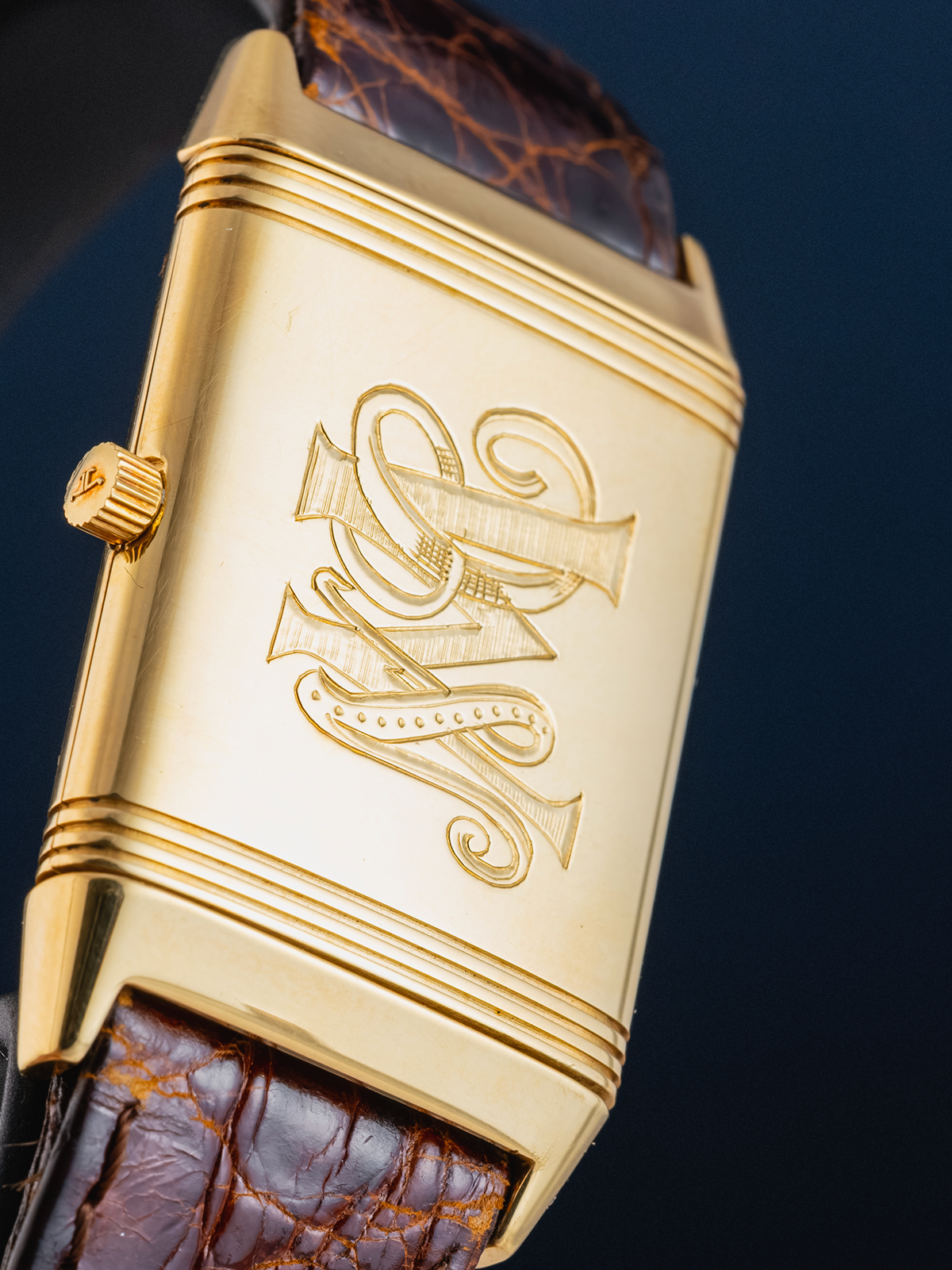 Jaeger-LeCoultre Reverso Gold Moonphase Quartz Medium 23mm ref. 140.252.1 from 2003