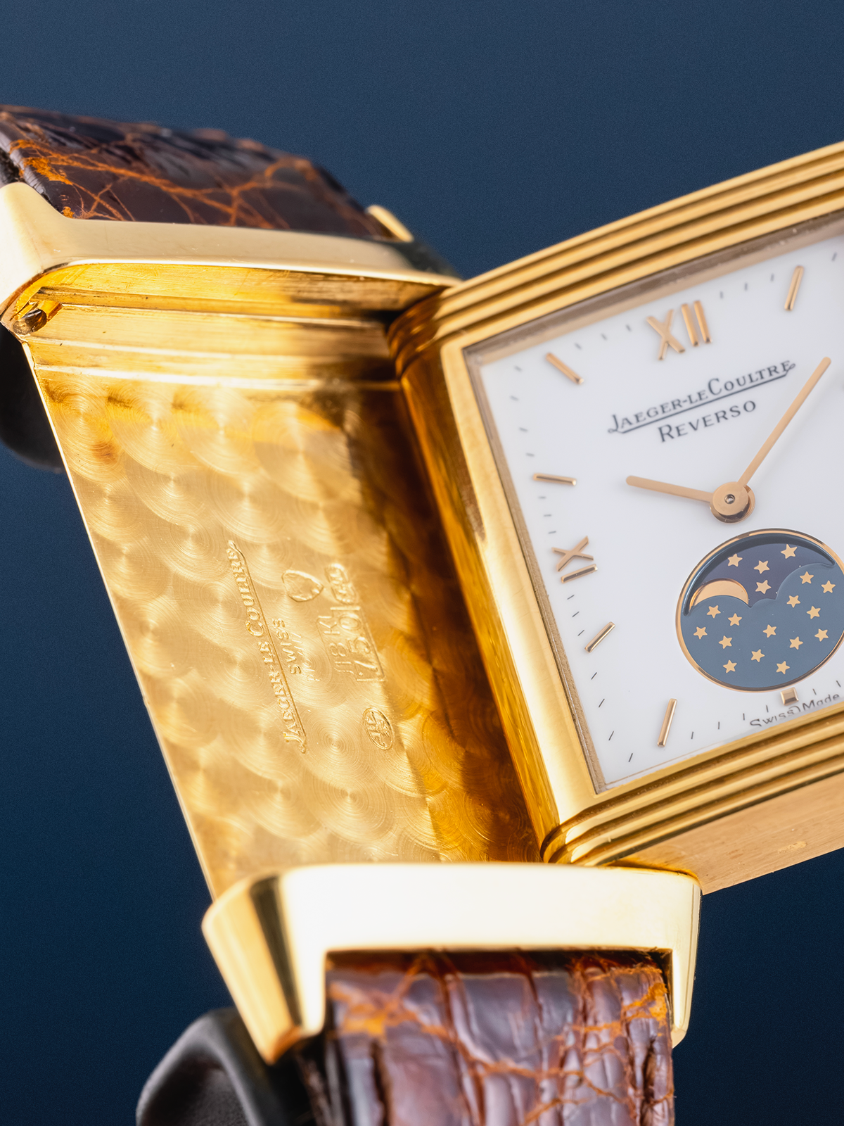 Jaeger-LeCoultre Reverso Gold Moonphase Quartz Medium 23mm ref. 140.252.1 from 2003