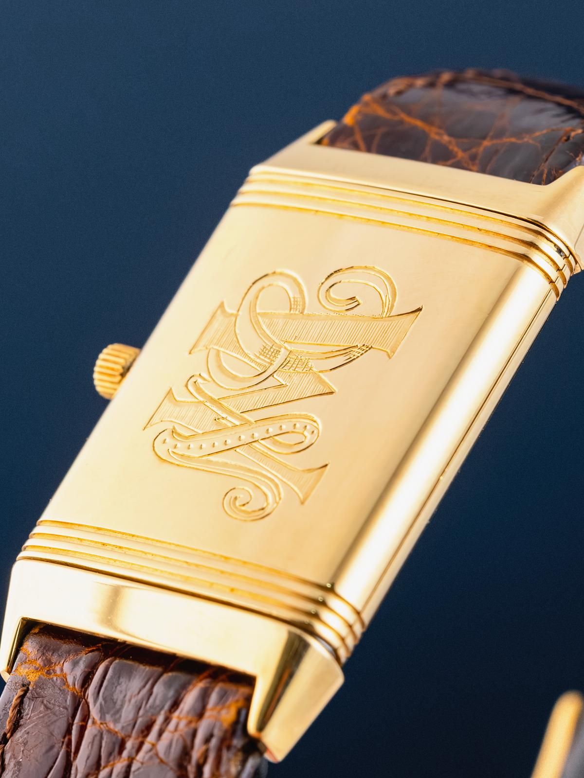 Jaeger-LeCoultre Reverso Gold Moonphase Quartz Medium 23mm ref. 140.252.1 from 2003
