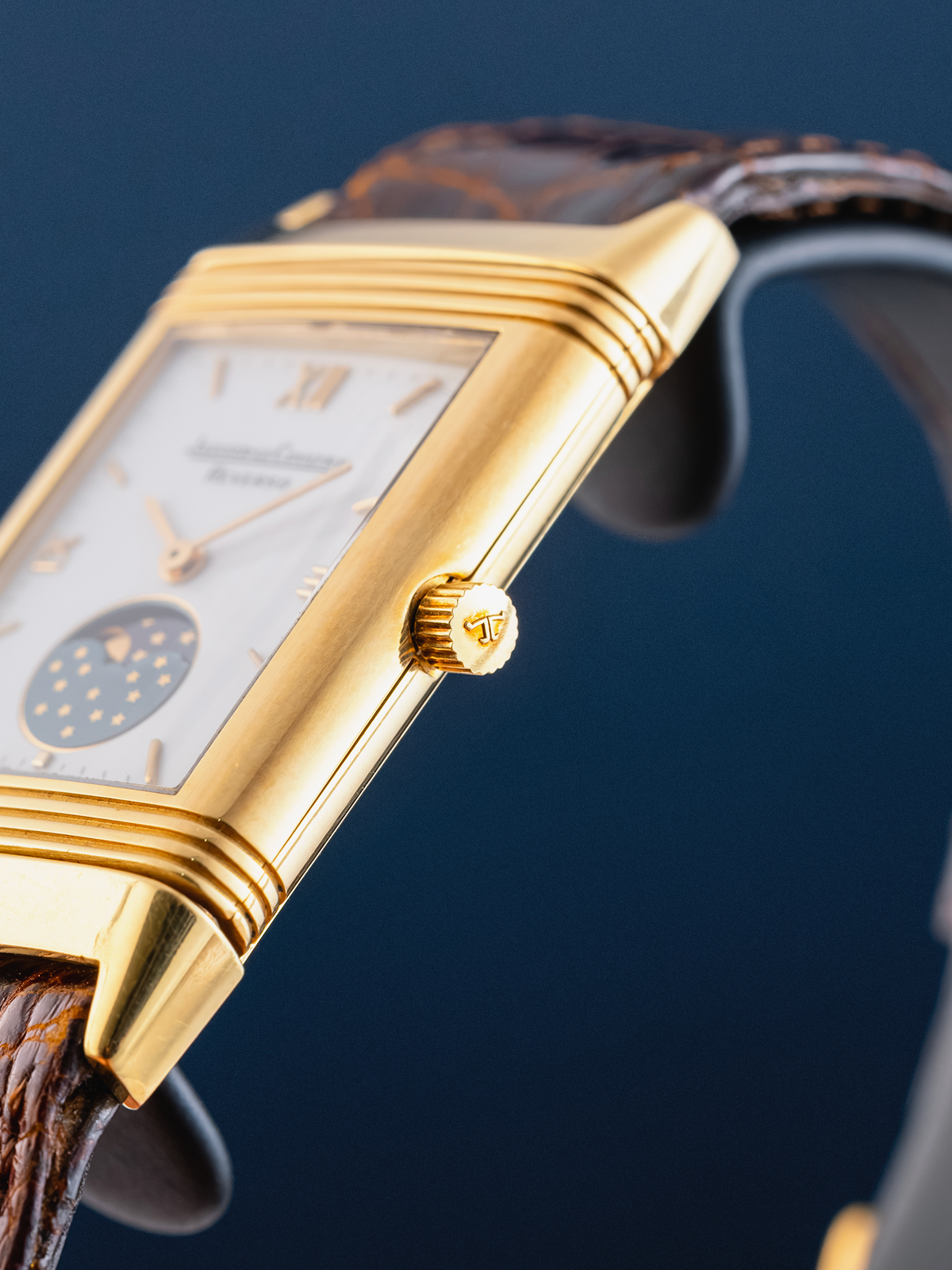 Jaeger-LeCoultre Reverso Gold Moonphase Quartz Medium 23mm ref. 140.252.1 from 2003