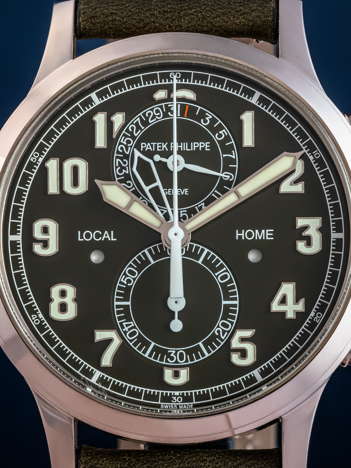 Patek Philippe Travel Time Chronograph 5924G-010 "Olive" NEWO Full-Set from 2025