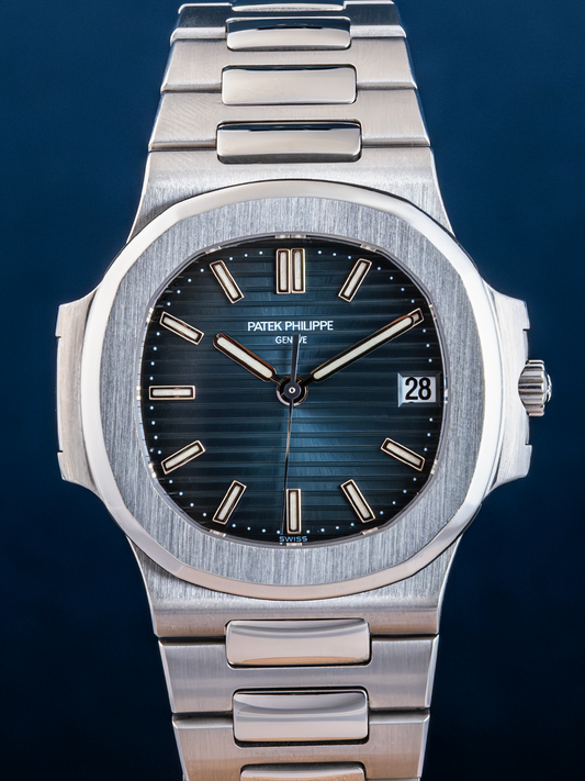 Patek Philippe Nautilus ref.5800/1A-001 38.4mm from 2006