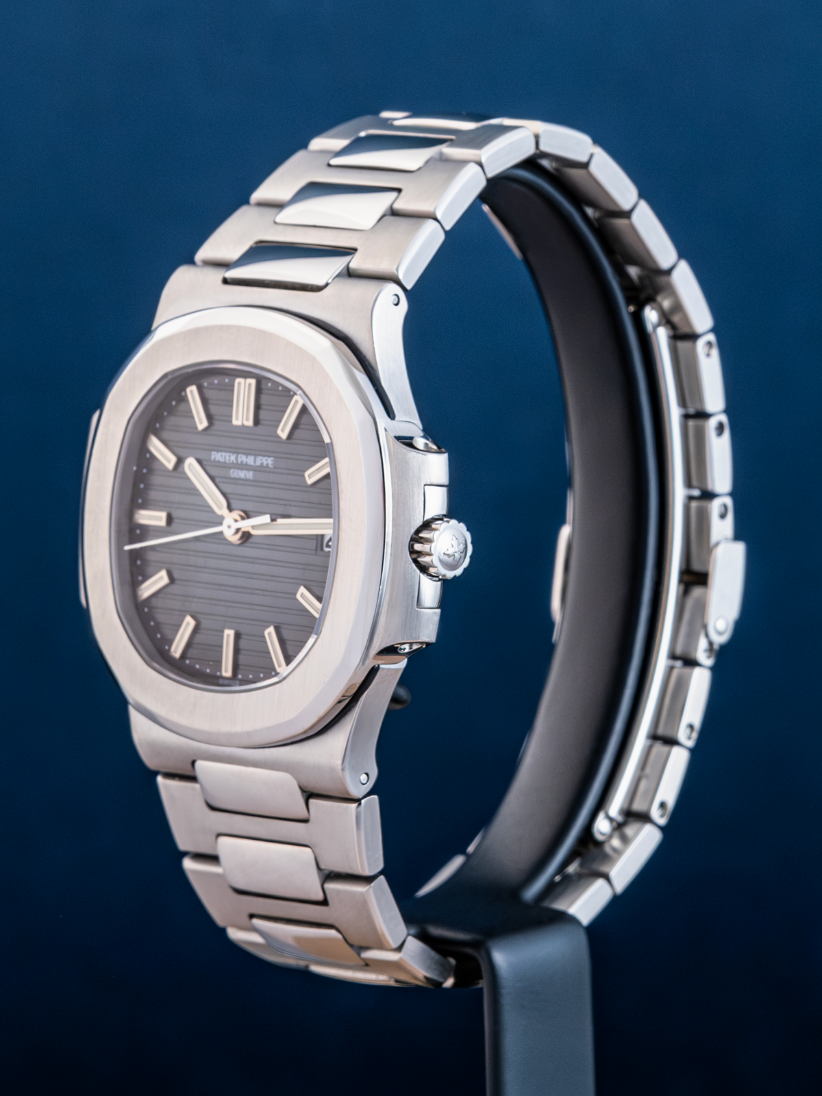 Patek Philippe Nautilus ref.5800/1A-001 38.4mm from 2006