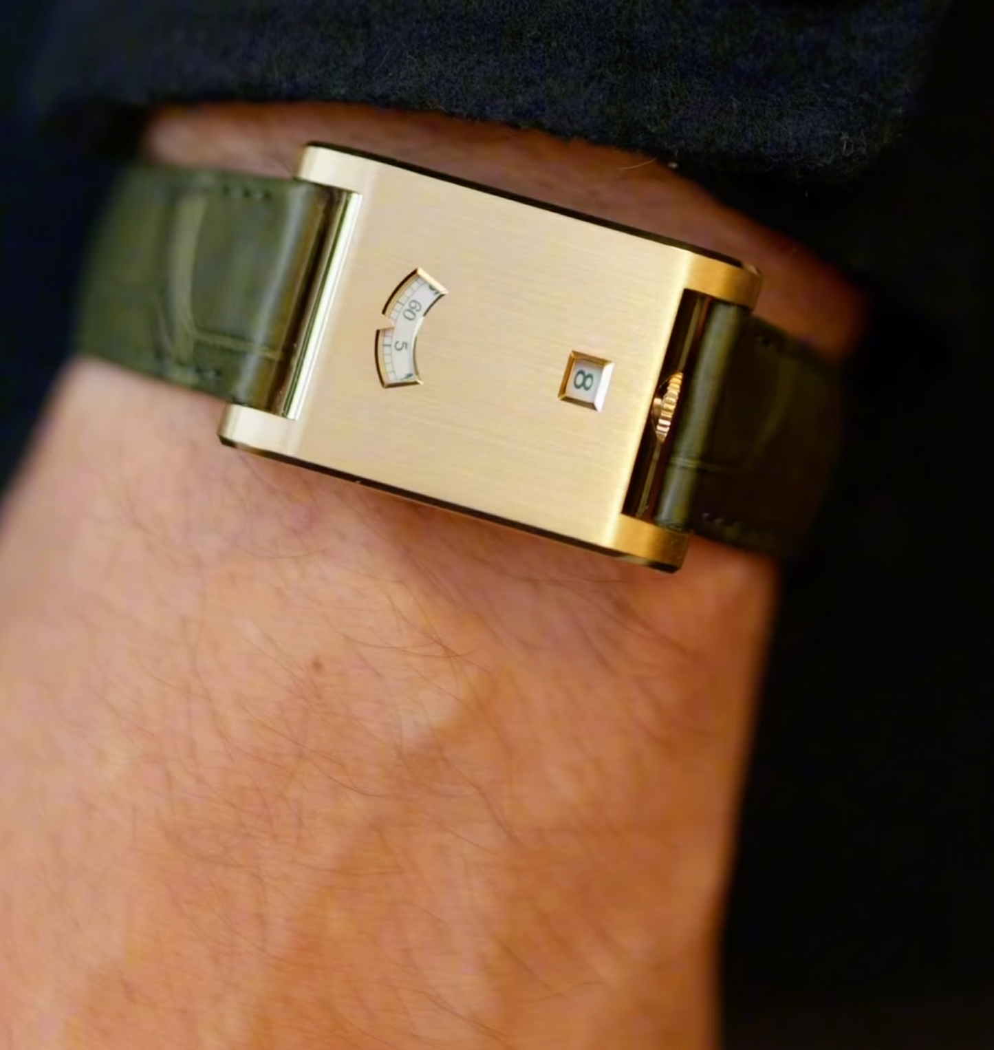 Cartier á Guichet ref.WGTA0234 Yellow Gold Full-Set Unworn from 2025