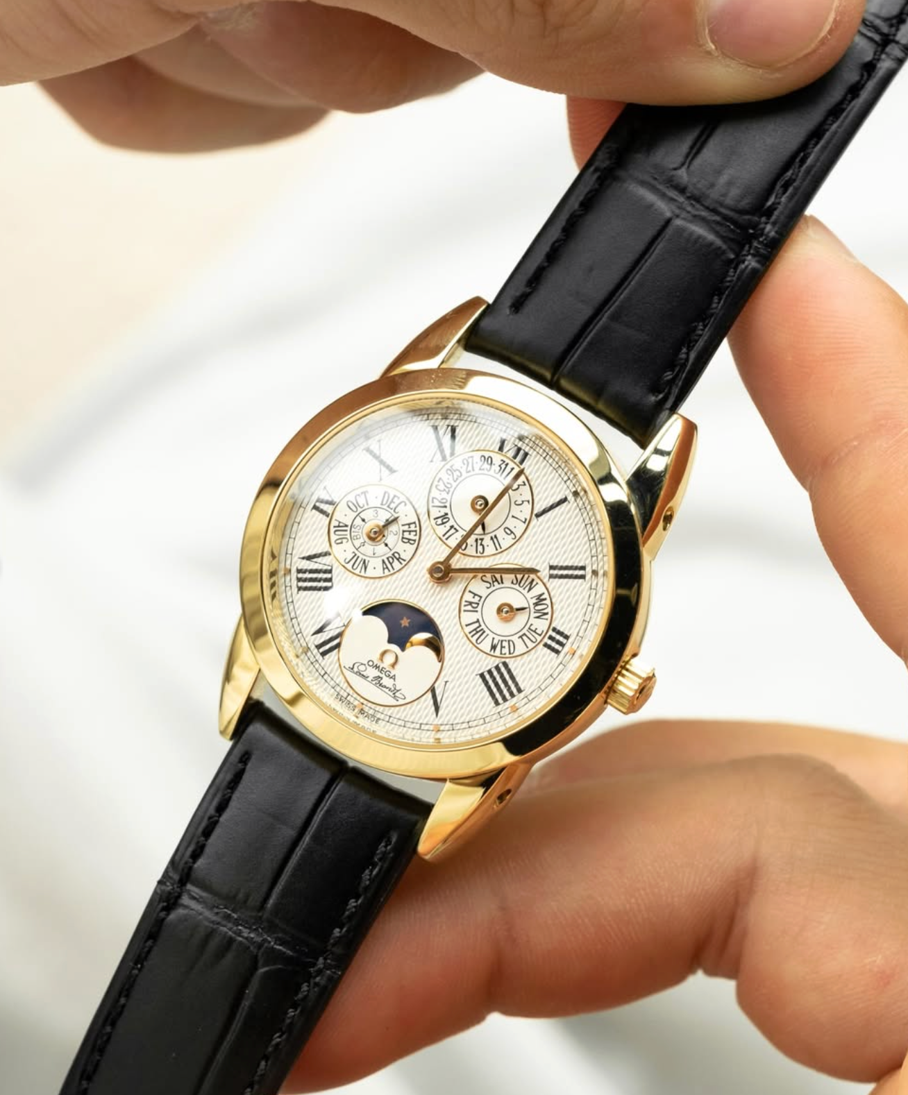 Omega Louis Brandt ref.175.0302 DeLuxe ll Perpetual Calendar from 1991