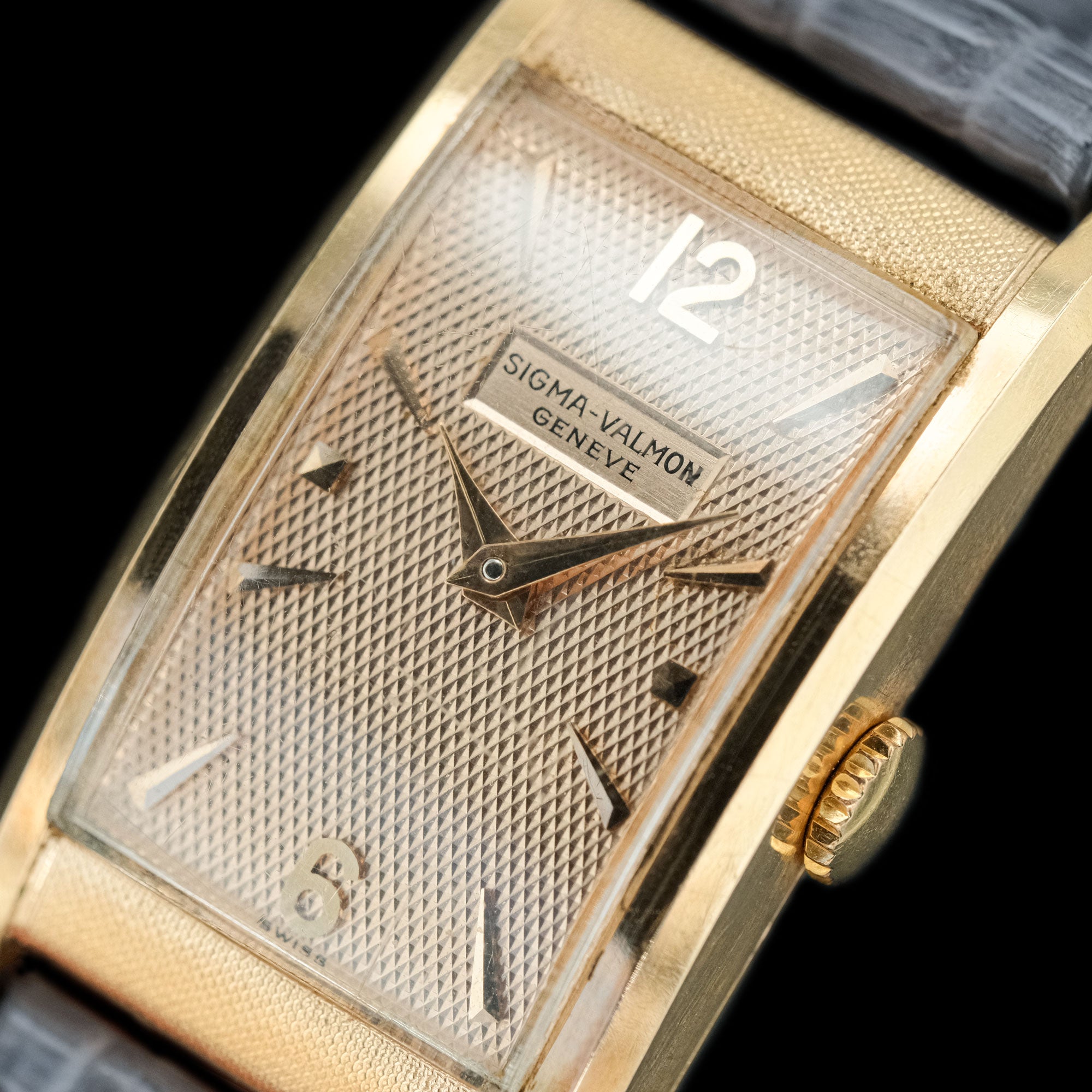 Valmon Sigma Valmon Curvex 18k Pink Gold ref.333 from 1940s – rvmusa
