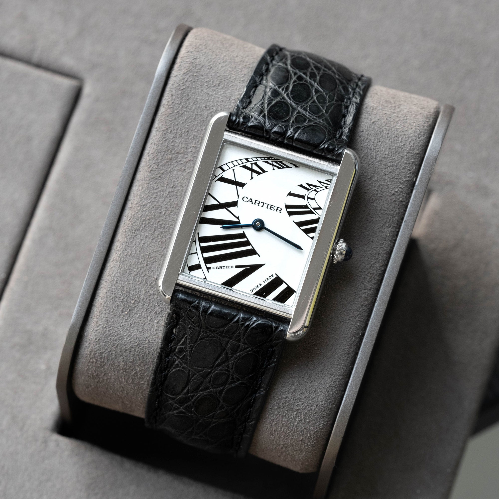 Cartier tank solo online piano dial